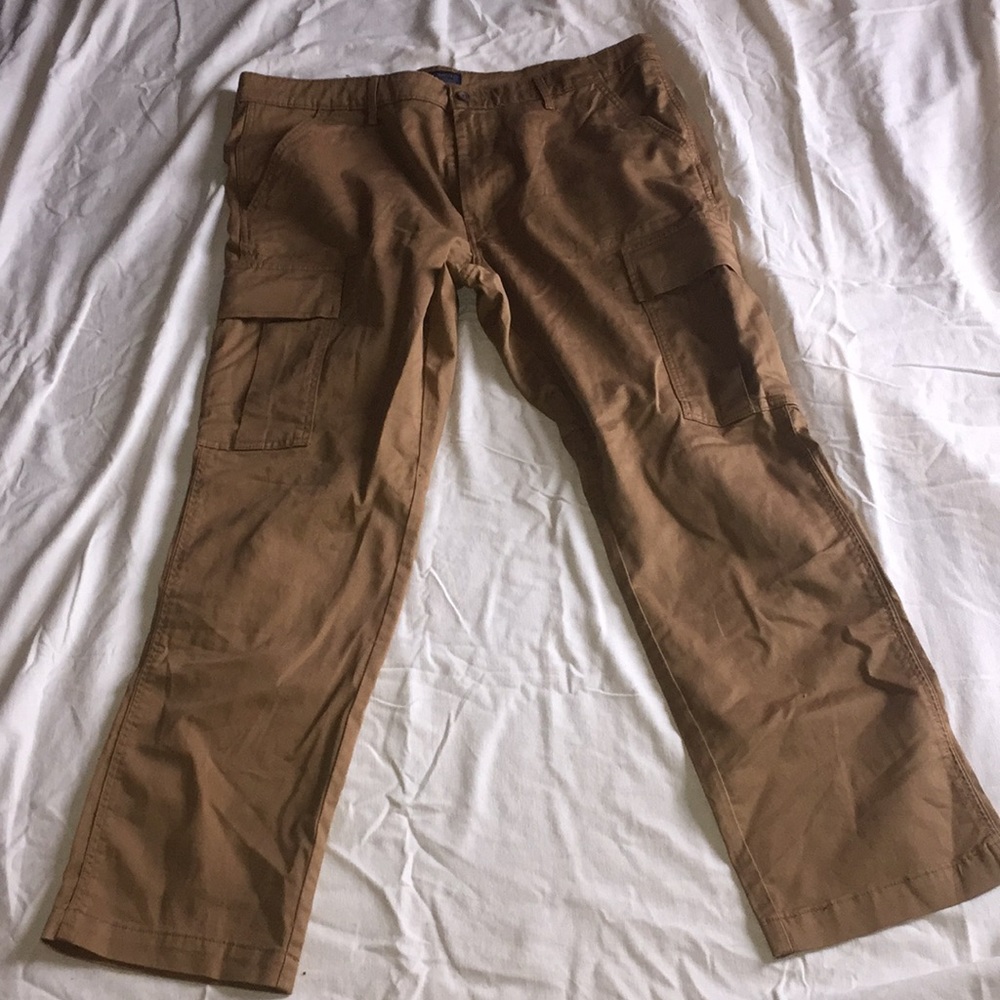 Levi’s Cargo Pants